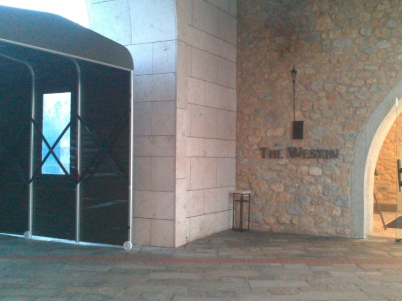 'Ready-Box' retractable tunnel @ THE WESTIN, Costa Navarino